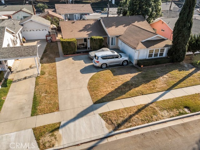 6820 Beechley Avenue, Long Beach, California 90805, 3 Bedrooms Bedrooms, ,2 BathroomsBathrooms,Single Family Residence,For Sale,Beechley,SR25019313