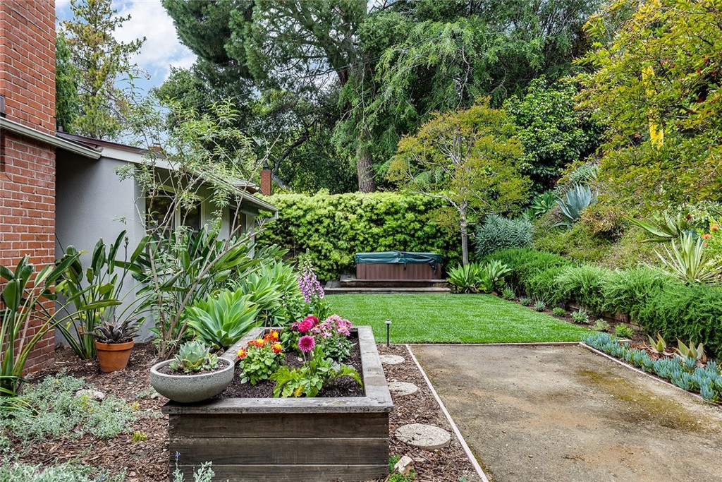 375 Berkshire Avenue La Canada Flintridge img 8