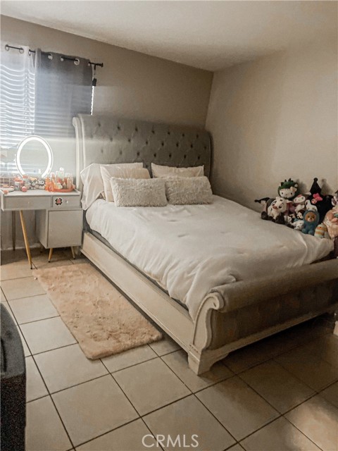 11576 Star Street, Adelanto CA: https://media.crmls.org/medias/5cc31470-3495-48f3-bd88-d97f371b1505.jpg