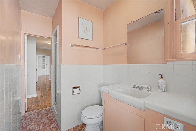 Detail Gallery Image 13 of 46 For 2125 Manhattan, Hermosa Beach,  CA 90254 - 4 Beds | 3 Baths