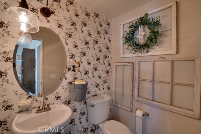 Detail Gallery Image 12 of 71 For 22977 Briarwood Dr, Corona,  CA 92883 - 4 Beds | 2/1 Baths