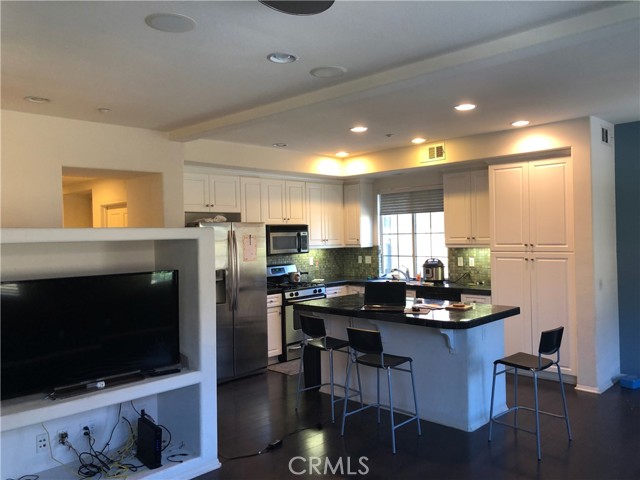 Detail Gallery Image 20 of 23 For 122 Vintage #20,  Irvine,  CA 92620 - 3 Beds | 3 Baths