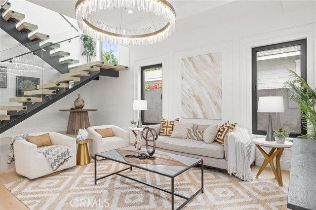 3609 Oak Avenue, Manhattan Beach CA: https://media.crmls.org/medias/5cc503f2-9954-41cc-ad4f-97ef1175f7ab.jpg