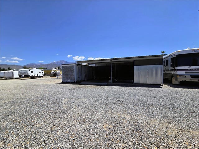 34796 Wildwood Canyon Road, Yucaipa CA: https://media.crmls.org/medias/5cc53ee9-f42d-4eb7-b7d2-eceded1fdfc0.jpg