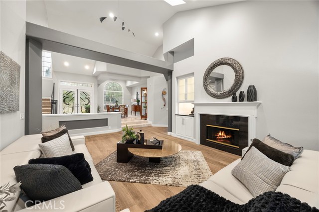 Detail Gallery Image 4 of 41 For 5325 Kodiak Mountain Drive, Yorba Linda,  CA 92887 - 4 Beds | 3 Baths