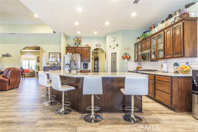Detail Gallery Image 15 of 64 For 9735 Elsinore Rd, Oak Hills,  CA 92344 - 4 Beds | 2/1 Baths