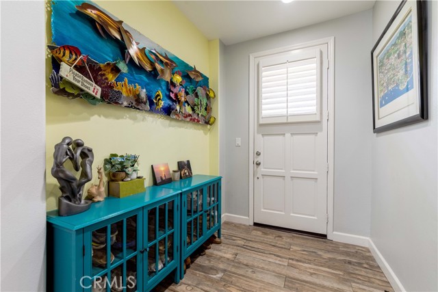 Detail Gallery Image 3 of 38 For 1800 S Pacific Coast Highway #94,  Redondo Beach,  CA 90277 - 3 Beds | 3 Baths