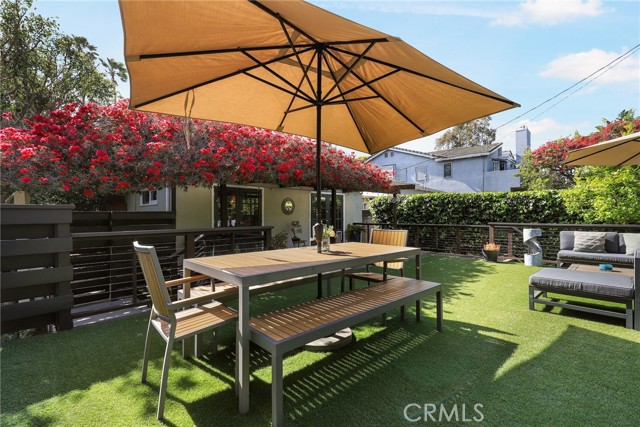 3500 Elm Avenue, Manhattan Beach, California 90266, 3 Bedrooms Bedrooms, ,1 BathroomBathrooms,Residential,Sold,Elm,PW24087007