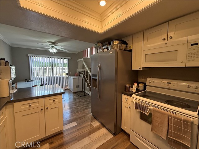 Detail Gallery Image 6 of 13 For 2201 Cheyenne Way #125,  Fullerton,  CA 92833 - 2 Beds | 2/1 Baths