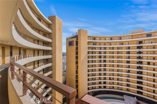 Detail Gallery Image 37 of 54 For 4337 Marina City Dr. #1041,  Marina Del Rey,  CA 90292 - 2 Beds | 2 Baths