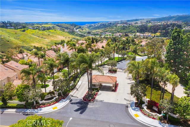 48 Siena, Laguna Niguel CA: https://media.crmls.org/medias/5cc82f09-908b-4d01-8fe3-889529c108f3.jpg