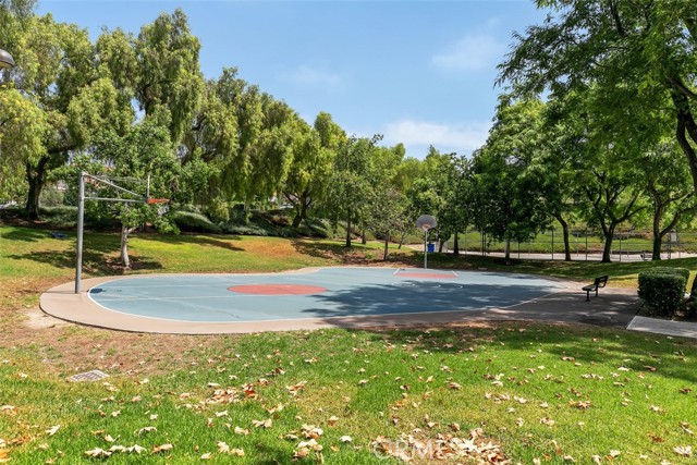 Detail Gallery Image 29 of 35 For 21981 Rimhurst Dr # P-160 #P-160,  Lake Forest,  CA 92630 - 2 Beds | 1 Baths