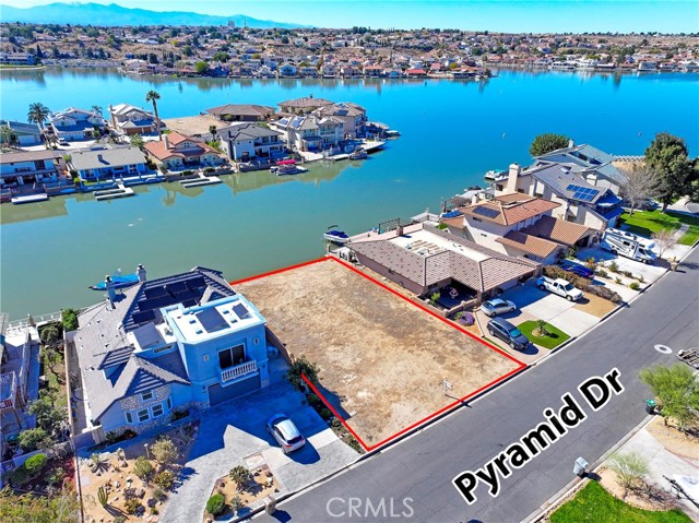 13550 Pyramid, Victorville CA: https://media.crmls.org/medias/5cc8bc4a-0ebe-4919-a8fc-622e4e560b30.jpg