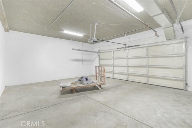 Detail Gallery Image 32 of 39 For 569 Lincoln Ave #8,  Pasadena,  CA 91103 - 3 Beds | 2 Baths