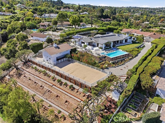 38 Saddleback, Rolling Hills CA: https://media.crmls.org/medias/5cc9b48e-36d3-40b4-b4e8-0aca1b5ab2c2.jpg