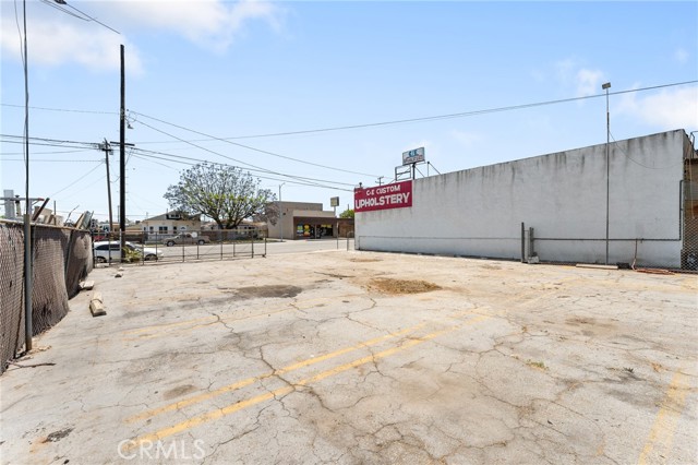 12171 Firestone Blvd, Norwalk CA: https://media.crmls.org/medias/5cc9f0d4-b2df-4538-94c3-251f51122d2b.jpg