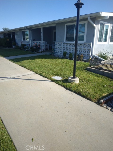 1563 Monterey Rd 23A M-2, Seal Beach CA: https://media.crmls.org/medias/5cc9ff3e-15ae-4edf-80b9-dfcdda798a94.jpg