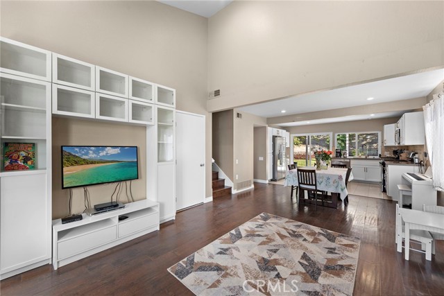 Detail Gallery Image 22 of 38 For 22852 via Octavo, Mission Viejo,  CA 92691 - 4 Beds | 2 Baths