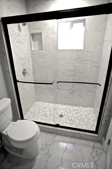 Detail Gallery Image 7 of 10 For 9063 Cattaraugus a,  Los Angeles,  CA 90034 - 3 Beds | 1 Baths