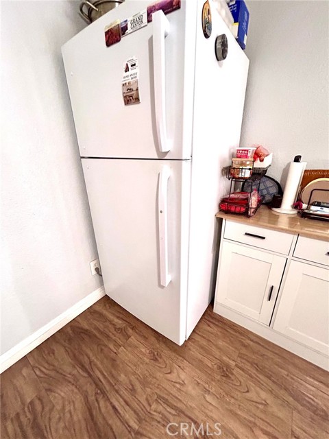 Detail Gallery Image 8 of 22 For 1006 Acacia, Corona,  CA 92879 - 4 Beds | 2 Baths