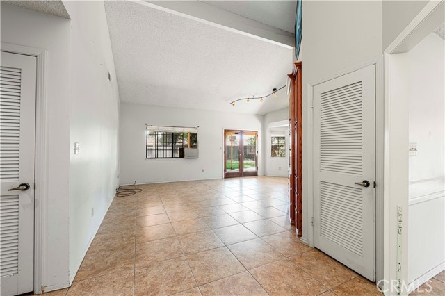 6917 Yuma Way, Bakersfield, CA, 93308 6917 Yuma Way, Bakersfield, CA, 93308