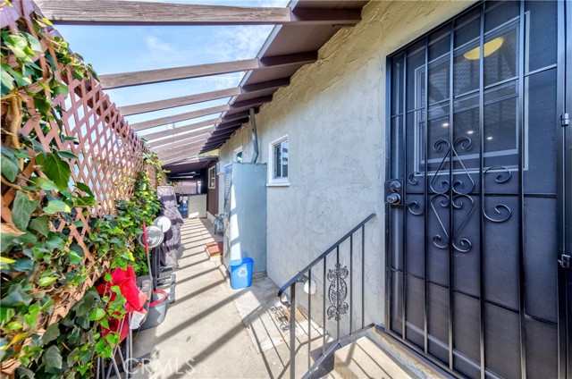 Detail Gallery Image 22 of 51 For 131 N Huntington St, San Fernando,  CA 91340 - – Beds | – Baths