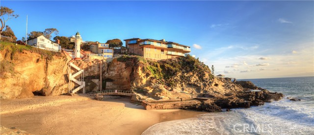31602 Santa Rosa Drive, Laguna Beach CA: https://media.crmls.org/medias/5cccf553-efd8-405c-9ec8-090d036c4311.jpg