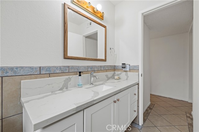 Detail Gallery Image 14 of 40 For 45344 Lorimer Ave, Lancaster,  CA 93534 - 3 Beds | 2 Baths