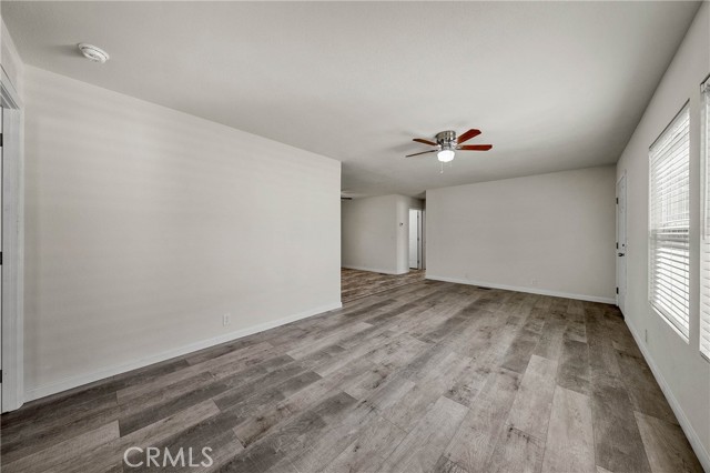 3791 Robinson Avenue, Clearlake CA: https://media.crmls.org/medias/5ccecf5e-9a29-422e-b069-6b5c96fab92a.jpg
