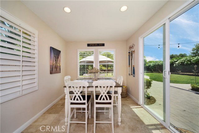 Detail Gallery Image 11 of 33 For 5572 Thoroughbred St, Oceanside,  CA 92057 - 4 Beds | 3/1 Baths