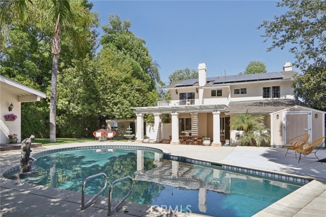 5347 Hinton Avenue, Woodland Hills CA: https://media.crmls.org/medias/5ccfa599-7b79-4a77-ab21-c65a1a865d51.jpg