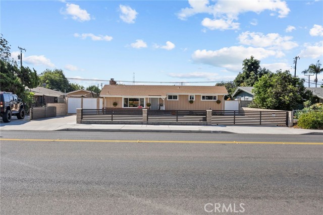 Front Image Thumbnail for CROC25203196