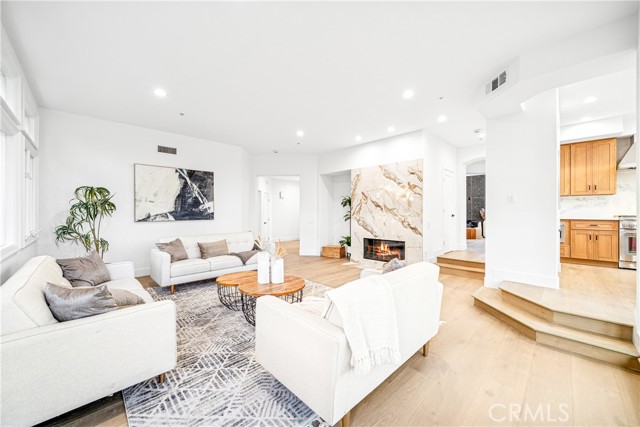 6692 Alamitos Circle, Huntington Beach CA: https://media.crmls.org/medias/5ccfded8-8620-47b1-ab9a-0abecf817ef8.jpg