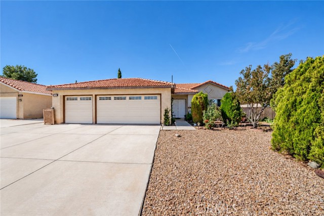 14574 Lilac Rd, Adelanto, CA 92301 photo 2