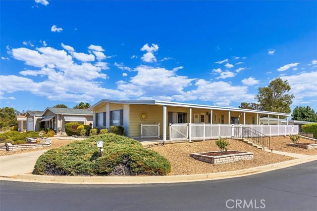 Detail Gallery Image 1 of 36 For 29061 Calle Cisne, Murrieta,  CA 92563 - 2 Beds | 2 Baths