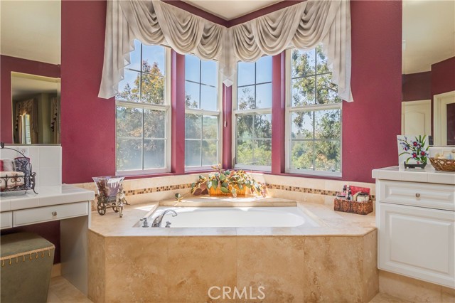 Detail Gallery Image 23 of 59 For 1515 S Westridge Rd, West Covina,  CA 91791 - 5 Beds | 4/1 Baths