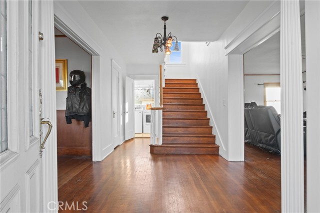 Detail Gallery Image 5 of 26 For 853 S Lemon St, Anaheim,  CA 92805 - 4 Beds | 2/1 Baths