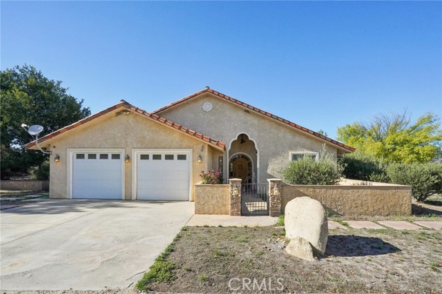 Detail Gallery Image 2 of 73 For 41810 Lakefront, Aguanga,  CA 92536 - 3 Beds | 2 Baths