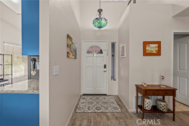 Detail Gallery Image 5 of 42 For 30632 Shoreline Dr, Menifee,  CA 92584 - 4 Beds | 2/1 Baths