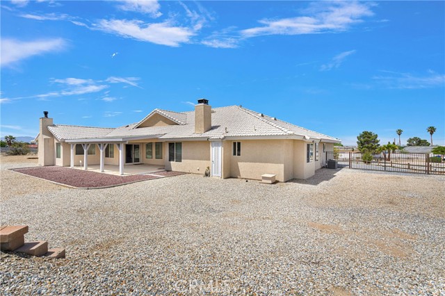 19410 Allegheny Court, Apple Valley CA: https://media.crmls.org/medias/5cd23c72-6d35-4987-ba1e-c7705a7565fc.jpg