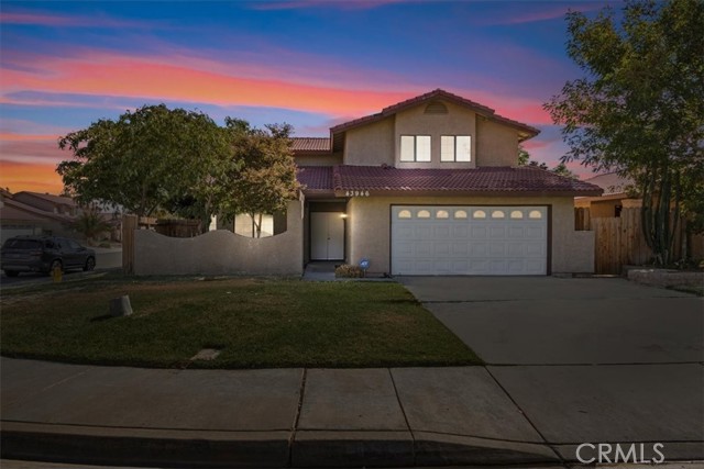 Detail Gallery Image 1 of 41 For 43946 Rembrandt St, Lancaster,  CA 93535 - 5 Beds | 3/1 Baths