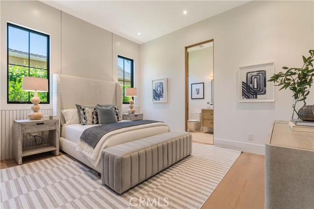 Detail Gallery Image 16 of 37 For 16711 Moorpark St, Encino,  CA 91436 - 6 Beds | 6/1 Baths
