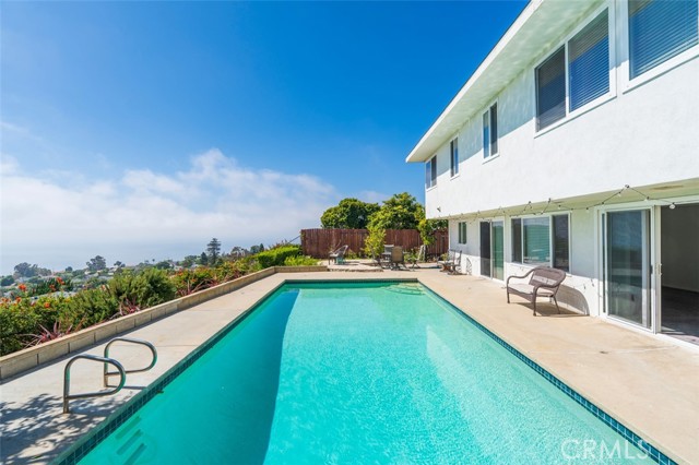 Detail Gallery Image 6 of 48 For 28603 Cedarbluff Dr, Rancho Palos Verdes,  CA 90275 - 5 Beds | 3 Baths