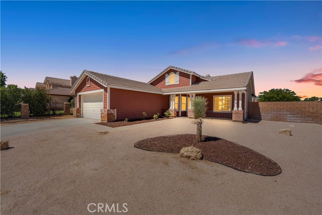 37011 Zinnia Street, Palmdale CA: https://media.crmls.org/medias/5cd3d051-bc2f-4080-830f-703859e7e300.jpg