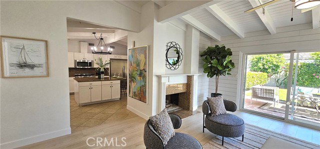 Detail Gallery Image 9 of 48 For 1112 Westcliff Dr, Newport Beach,  CA 92660 - 4 Beds | 4 Baths