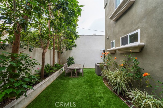 2224 Gates Avenue, Redondo Beach, California 90278, 4 Bedrooms Bedrooms, ,4 BathroomsBathrooms,Residential,For Sale,Gates,PV26076306