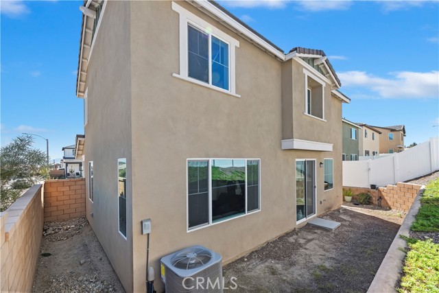 Detail Gallery Image 33 of 63 For 364 Castaic Way, Rialto,  CA 92377 - 3 Beds | 2/1 Baths