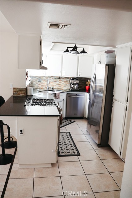 Detail Gallery Image 13 of 38 For 9375 Musselman Dr #B,  Atascadero,  CA 93422 - 2 Beds | 2/1 Baths