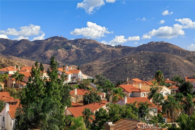 Detail Gallery Image 15 of 40 For 25 Corte Rivera, Lake Elsinore,  CA 92532 - 5 Beds | 3 Baths