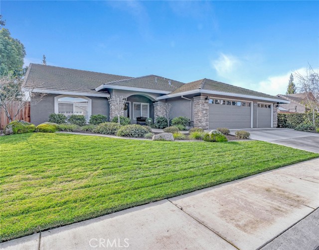 Detail Gallery Image 1 of 1 For 1320 Donna Ct, Merced,  CA 95340 - 4 Beds | 2 Baths